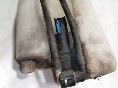 Second-hand car spare part windscreen washer bottle for renault twingo authentique oem iam references 8200619096a 8200697230 