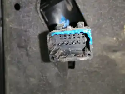 Peça sobressalente para automóvel em segunda mão espelho retrovisor esquerdo por renault twingo authentique referências oem iam   