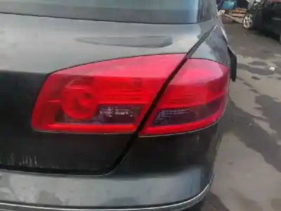 Second-hand car spare part right tailgate light for renault vel satis (bj0) privilege oem iam references 8200014360  