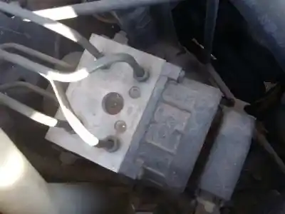 Peça sobressalente para automóvel em segunda mão abs por toyota corolla (e12) 1.6 16v referências oem iam 0273004571  