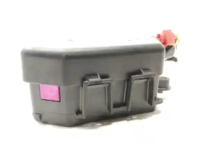 Second-hand car spare part fuse box unit for audi a6 berlina (4f2) 2.0 tdi oem iam references 8d1941824  