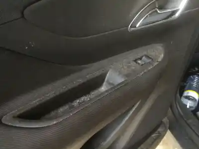 Peça sobressalente para automóvel em segunda mão botão / interruptor elevador vidro traseiro esquerdo por opel mokka selective referências oem iam 95025524  