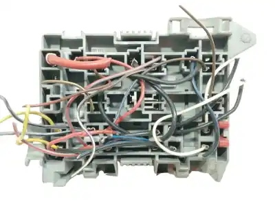 Pezzo di ricambio per auto di seconda mano scatola relè/fusibili per opel corsa 3 c 1.3 cdti 70ch manual riferimenti oem iam   09115141