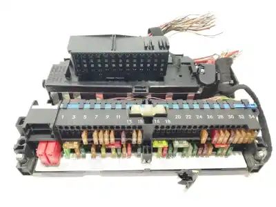 Second-hand car spare part fuse box unit for bmw serie 3 compact (e46) 316ti oem iam references 8364542  