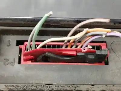 Peça sobressalente para automóvel em segunda mão quadrante por renault scenic iii expression referências oem iam p8200704463a ns0266436z / tdbj84bg / 216693999 281201295 / 216693960