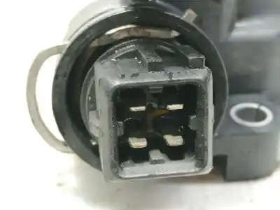 Peça sobressalente para automóvel em segunda mão termostato por renault clio iii authentique referências oem iam 558751  