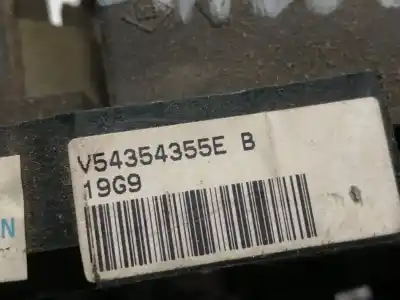 Автозапчасти б/у многофункциональное управление за renault clio ii fase i (b/cbo) 1.2 alize ссылки oem iam 7700432854 54034976a v54354355eb