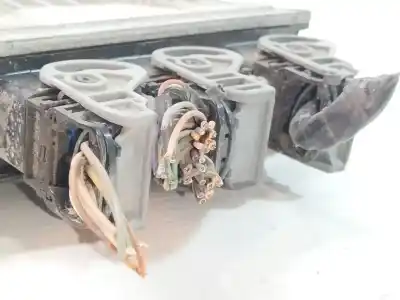 Peça sobressalente para automóvel em segunda mão centralina de motor uce por renault scenic ii confort dynamique referências oem iam 8200498188  