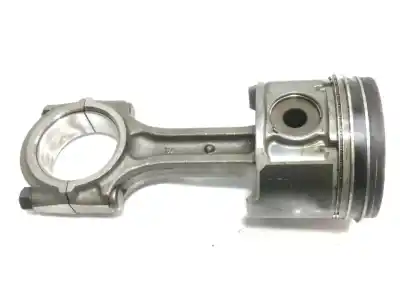 Second-hand car spare part piston for kia carnival ii 2.9 cdri ex oem iam references   