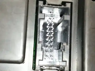 Peça sobressalente para automóvel em segunda mão quadrante por bmw serie 1 berlina (e81/e87) 2.0 16v diesel referências oem iam 102495276 ik9141475018 104277503 914147501 