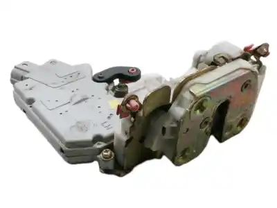 Second-hand car spare part left front door lock for nissan primera traveller (wp11e) slx oem iam references 805032f010