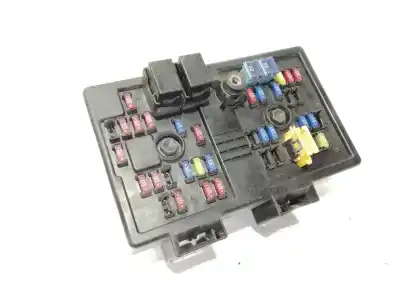 Peça sobressalente para automóvel em segunda mão caixa de fusíveis e relés por chevrolet captiva 2.0 vcdi lt referências oem iam 9682108282