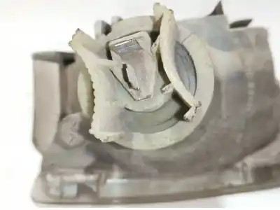 Peça sobressalente para automóvel em segunda mão farolim dianteiro esquerdo por opel corsa a referências oem iam   