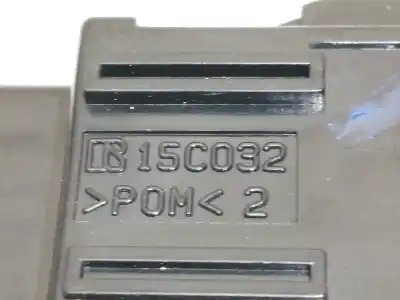 Peça sobressalente para automóvel em segunda mão trocar por toyota auris active referências oem iam 15c032  