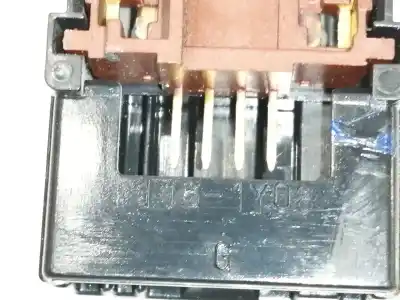 Peça sobressalente para automóvel em segunda mão trocar por toyota auris active referências oem iam 15c032  