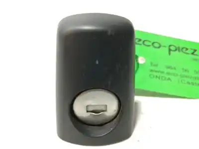 Peça sobressalente para automóvel em segunda mão fechadura da porta dianteira esquerda por opel corsa e expression referências oem iam n0503740