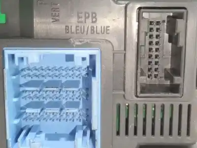 Peça sobressalente para automóvel em segunda mão caixa de fusíveis e relés por citroen c4 cactus feel referências oem iam 9807531680  