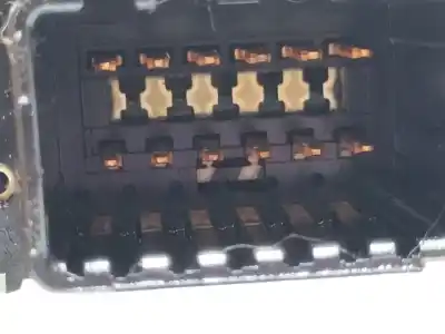 Pezzo di ricambio per auto di seconda mano comando pulito per ford focus lim. (cb4) trend riferimenti oem iam 4m5t17a553bd  