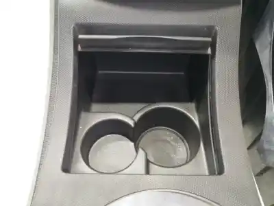 Автозапчасти б/у центральный подлокотник за ssangyong kyron 200 xdi limited ссылки oem iam 7793132000  