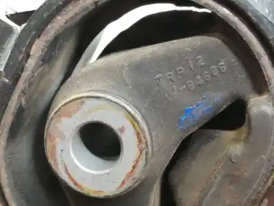 Second-hand car spare part left engine support for toyota auris ts oem iam references 84686  