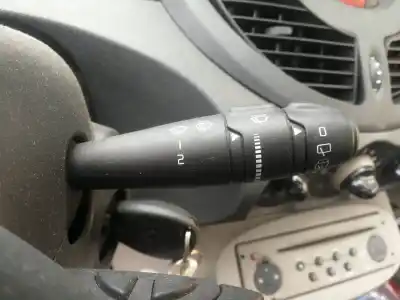 Pezzo di ricambio per auto di seconda mano comando pulito per renault twingo authentique riferimenti oem iam 8200856010  