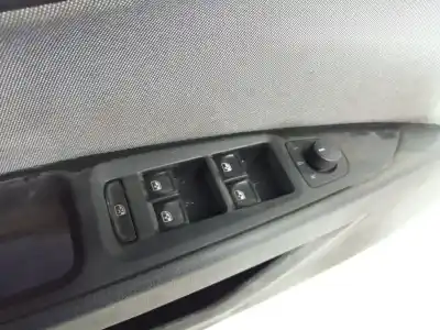Автозапчастина б/у оббірка передніх дверей ліва для seat leon (5f1) reference посилання на oem iam 5f9867113a  