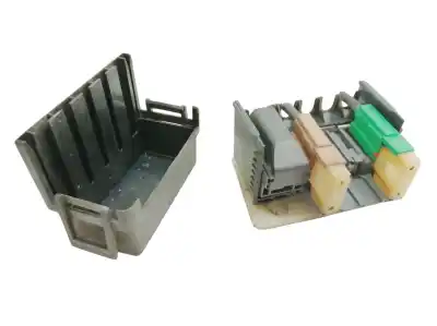 Pezzo di ricambio per auto di seconda mano SCATOLA RELÈ/FUSIBILI per CITROEN C3 PICASSO  Riferimenti OEM IAM 9656984480  