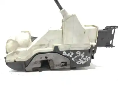 Peça sobressalente para automóvel em segunda mão fechadura da porta dianteira esquerda por citroen c3 lx referências oem iam 