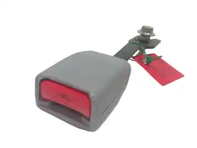 İkinci el araba yedek parçası ön sag kemer kanca için kia sorento i (jc) 2.5 crdi oem iam referansları 