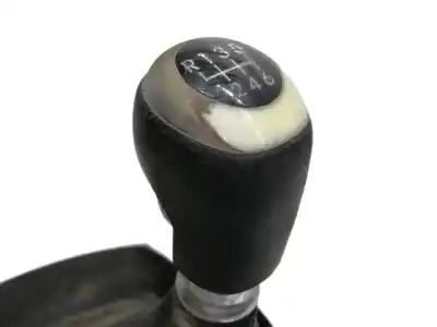 Second-hand car spare part gear lever for hyundai i30 (gd) classic oem iam references 84650a6000  