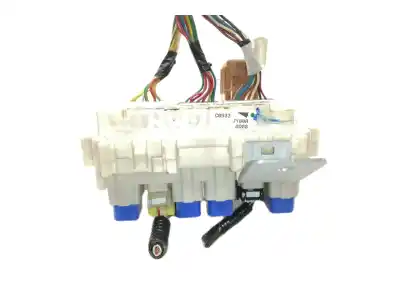 Second-hand car spare part fuse box unit for renault koleos dynamique pack2 oem iam references jy00a c0933jy00a j700a8d08