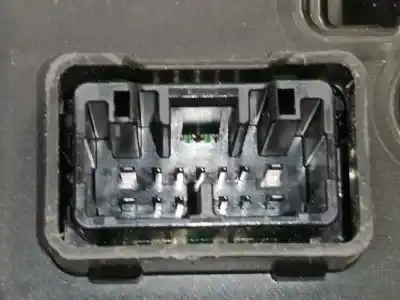 Peça sobressalente para automóvel em segunda mão quadrante por toyota auris active referências oem iam 838000zv81 a2c31789200 a2c90236600010015 