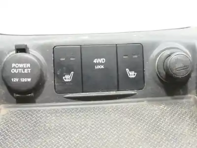 Автозапчасти б/у накладка рычага передач за hyundai santa fe (bm) 2.2 crdi cat ссылки oem iam 846512b700  