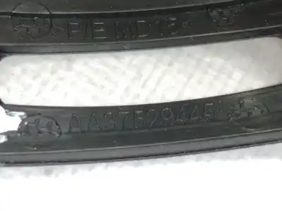 Peça sobressalente para automóvel em segunda mão moldagem por citroen c3 shine referências oem iam 9812401777  