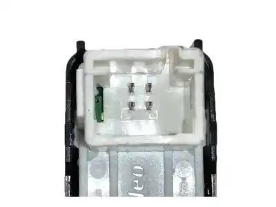 Second-hand car spare part right front power window switch for citroen c3 shine oem iam references 96762292zd  