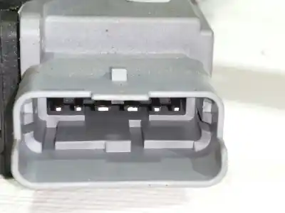 Second-hand car spare part right front power window switch for citroen c3 1.4 oem iam references 400618f  