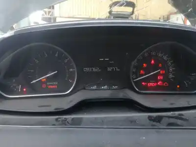 Peça sobressalente para automóvel em segunda mão quadrante por peugeot 208 active referências oem iam 981384878000  e137hwj2 / e137swll1100