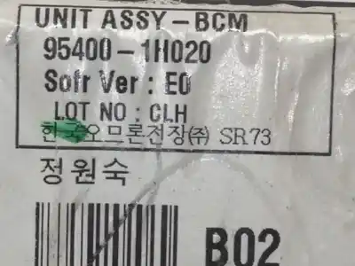 Peça sobressalente para automóvel em segunda mão módulo eletrônico por kia cee´d emotion referências oem iam 954001h020  