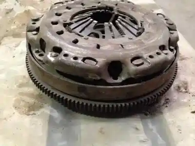Peça sobressalente para automóvel em segunda mão VOLANTE DO MOTOR por MERCEDES-BENZ VITO (W639) BASIC, COMBI  Referências OEM IAM A0212501201  