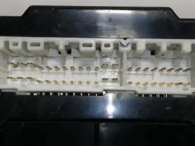 Peça sobressalente para automóvel em segunda mão comando de sofagem (chauffage / ar condicionado)  por kia cerato 2.0 ex berlina referências oem iam 972502f200  