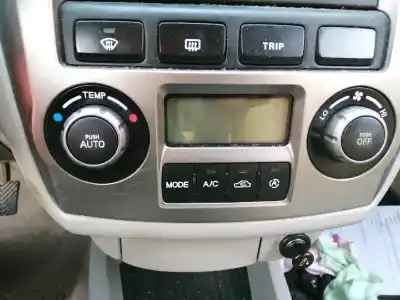 Peça sobressalente para automóvel em segunda mão comando de sofagem (chauffage / ar condicionado)  por kia cerato 2.0 ex berlina referências oem iam 972502f200  