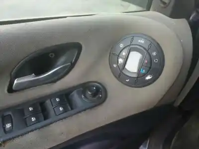 Second-hand car spare part heating / air conditioning control panel for renault espace iv (jk0) 2.0 dynamique [2.0 ltr. - 110 kw dci diesel fap] oem iam references 8200367333  