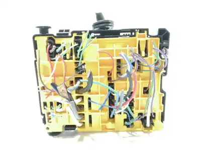 Pezzo di ricambio per auto di seconda mano scatola relè/fusibili per citroen c4 cactus business riferimenti oem iam 9804846880  