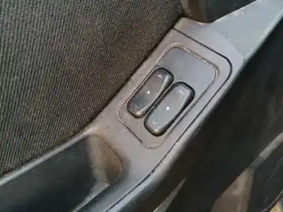 Second-hand car spare part left front power window switch for opel meriva cosmo oem iam references 13363202 24409205 