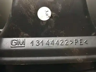 Pezzo di ricambio per auto di seconda mano bracciolo centrale per opel zafira b essentia riferimenti oem iam 13144422  