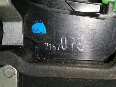 Second-hand car spare part left front door lock for bmw x3 (e83) 2.0d oem iam references 7167073  