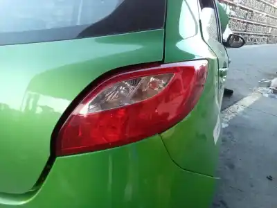 Second-hand car spare part right tailgate light for mazda 2 (de_, dh_) 1.3 (de3fs) oem iam references d65151150d k2442 d65151150