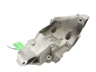 Pièce détachée automobile d'occasion Support D'alternateur pour BMW SERIE 1 BERLINA (E81/E87) 2.0 Turbodiesel CAT Références OEM IAM 13992010  