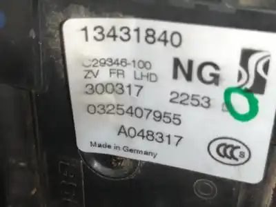 Second-hand car spare part front right door lock for opel corsa e expression oem iam references 13431840  