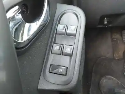 Автозапчасти б/у выключатель левого переднего окна за dacia duster ambiance 4x2 ссылки oem iam 254117873r  